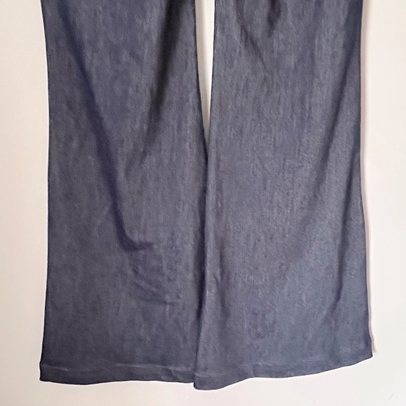 HALARA Flex High-Waisted Blue Crossover Washed Flare Stretch Soft Jeans NEW Mp - Picture 5 of 10